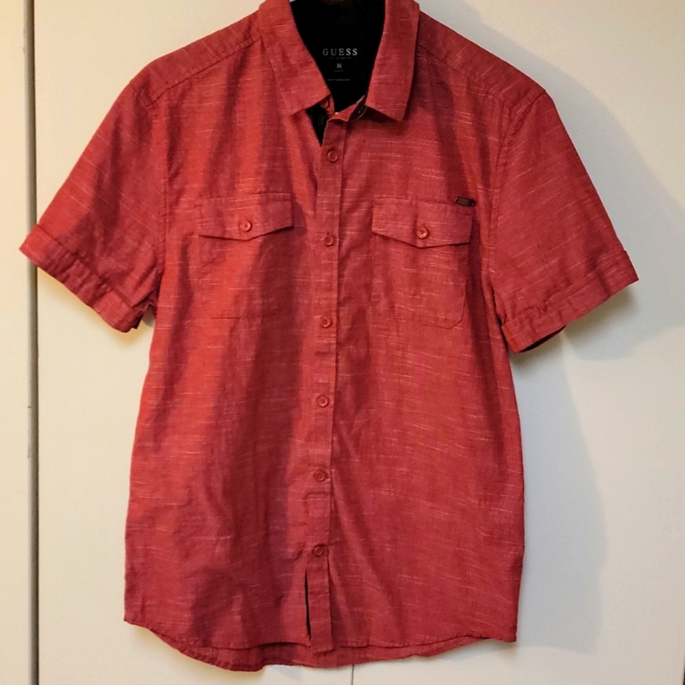 Guess men's buttons-down shirt & folded collar & slimfit